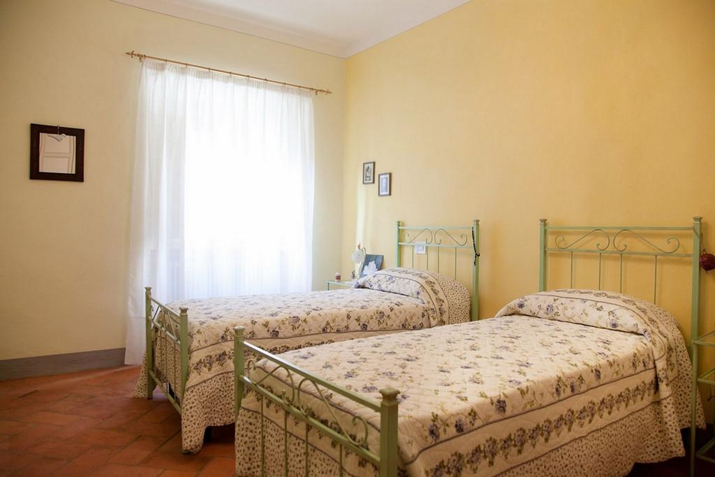 Appartamento Di Lusso In Borgo Storico Toscano Биббьена Номер фото